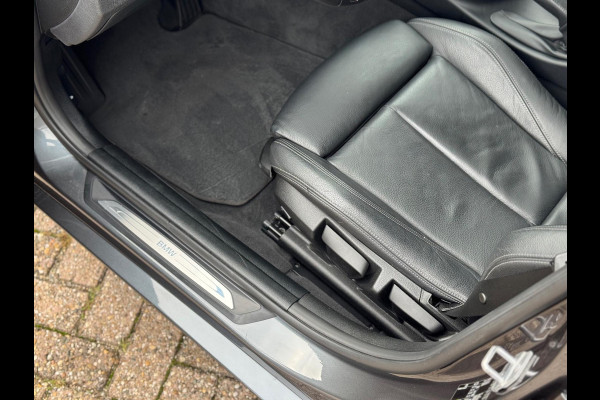 BMW 3-serie 320d M-Pakket High Executive 2018 AUT NAVI DAK!