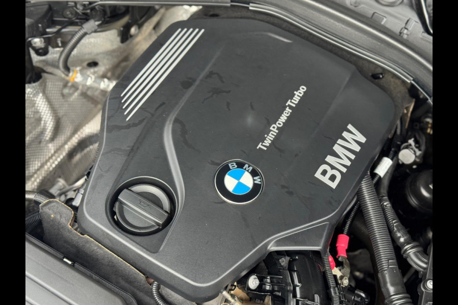 BMW 3-serie 320d M-Pakket High Executive 2018 AUT NAVI DAK!