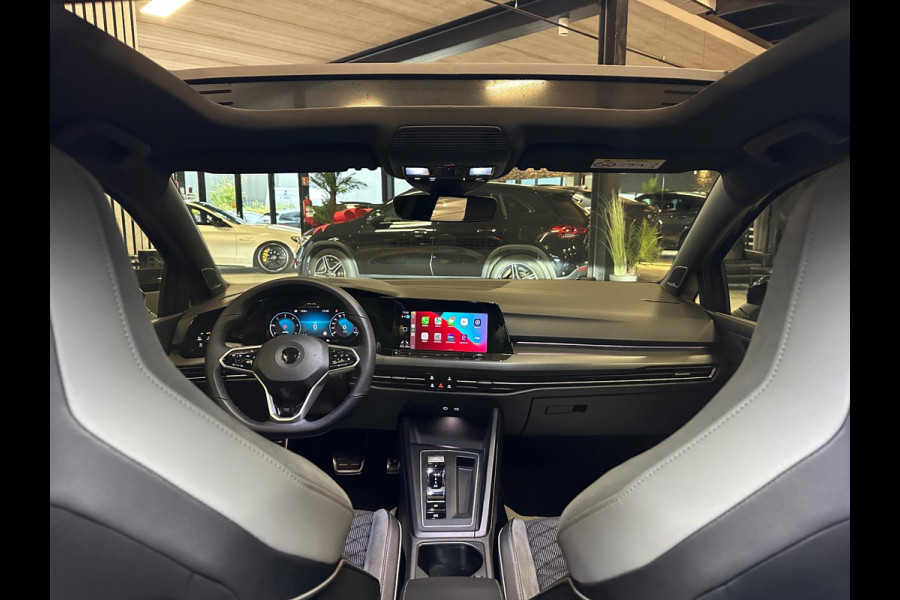 Volkswagen Golf 2.0 TDI 3X R-Line|PANO|BOMVOL!