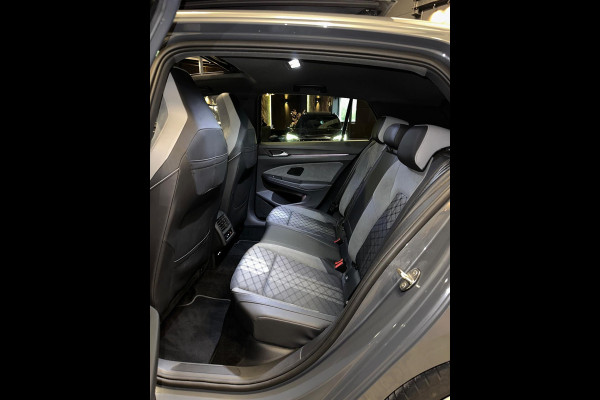 Volkswagen Golf 2.0 TDI 3X R-Line|PANO|BOMVOL!