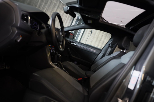 Volkswagen T-Roc 1.5 TSI Sport Business R Line / AUT / ACC / Virtual Cockpit / Camera / Navi / Dode Hoek / Led / Pdc / 19 Inch