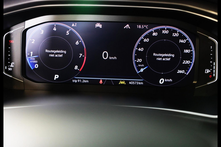 Volkswagen T-Roc 1.5 TSI Sport Business R Line / AUT / ACC / Virtual Cockpit / Camera / Navi / Dode Hoek / Led / Pdc / 19 Inch