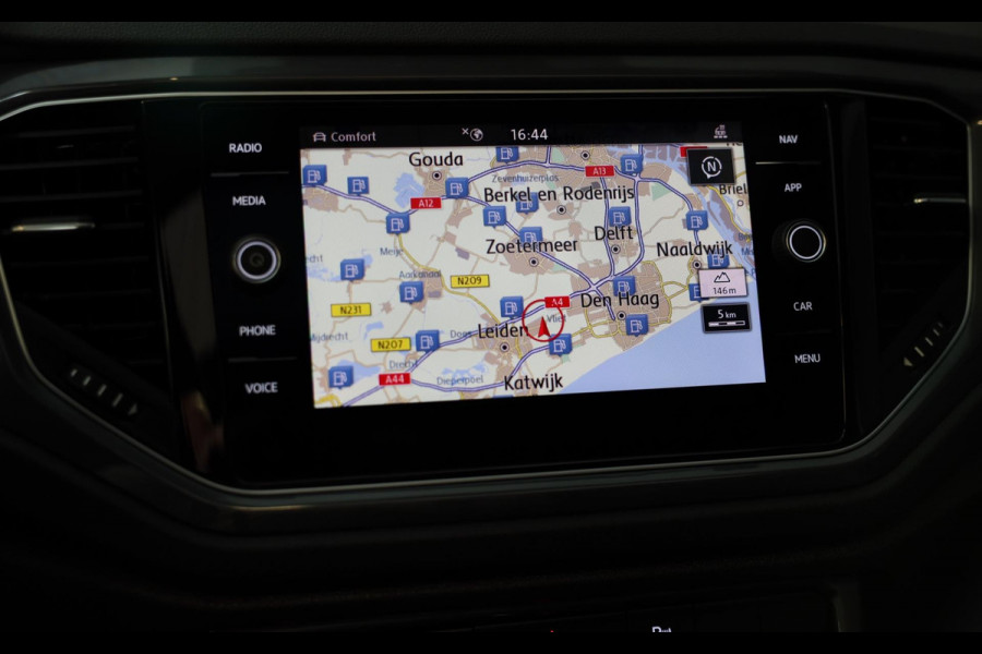 Volkswagen T-Roc 1.5 TSI Sport Business R Line / AUT / ACC / Virtual Cockpit / Camera / Navi / Dode Hoek / Led / Pdc / 19 Inch