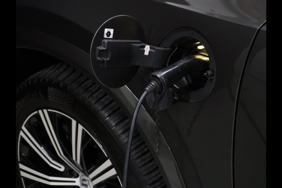 Volvo XC90 2.0 T8 Recharge AWD Inscription Exclusive [SCHUIFKANTELDAK, CAMERA 360, ADAPTIVE CRUISE CONTROL, MEMORY SEATS, HARMAN/KARDON, HUD, MASSAGE STOELEN, BLUETOOTH TELEFOON, NIEUWSTAAT]