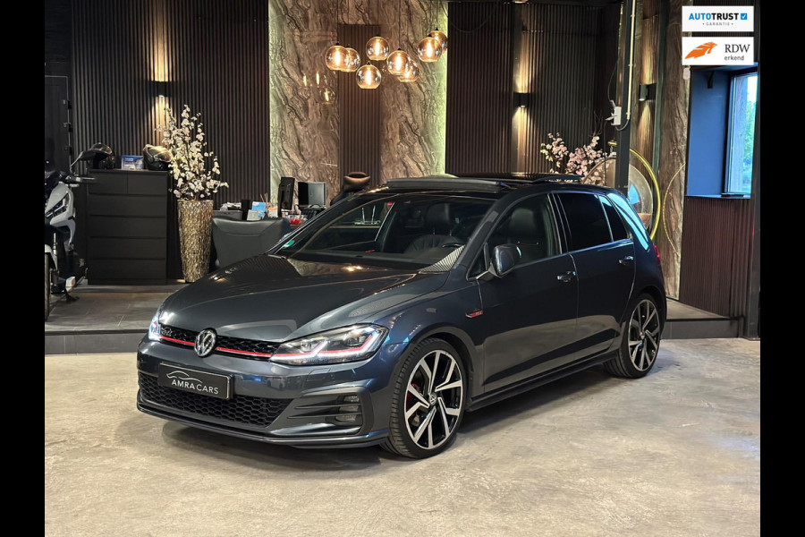 Volkswagen Golf 2.0 TSI GTI|PANO|LEDER|TREKHAAK|BOMVOL!