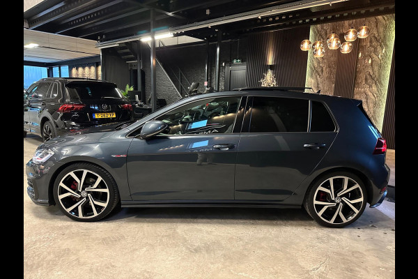 Volkswagen Golf 2.0 TSI GTI|PANO|LEDER|TREKHAAK|BOMVOL!