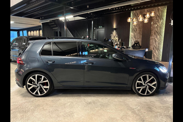Volkswagen Golf 2.0 TSI GTI|PANO|LEDER|TREKHAAK|BOMVOL!