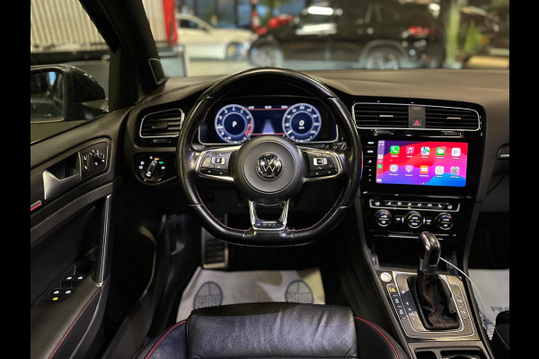 Volkswagen Golf 2.0 TSI GTI|PANO|LEDER|TREKHAAK|BOMVOL!