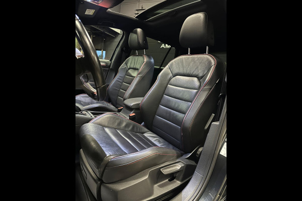 Volkswagen Golf 2.0 TSI GTI|PANO|LEDER|TREKHAAK|BOMVOL!