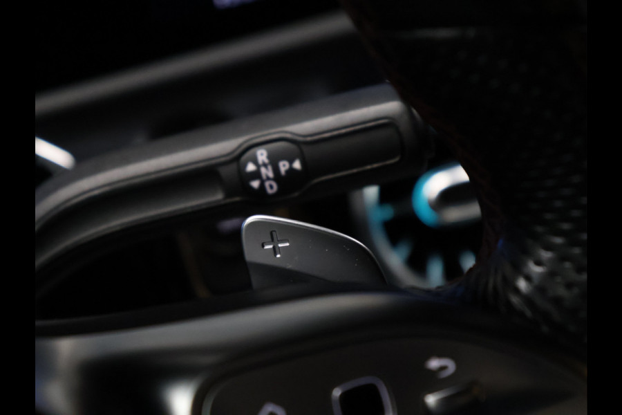 Mercedes-Benz A-Klasse 250 e Business Solution AMG Limited [ADAPTIVE CRUISE, SFEERVERLICHTING, CAMERA, PDC V+A, BLUETOOTH TELEFOON, SFEERVERLICHTING, STOELVERWARMING, NIEUWSTAAT]