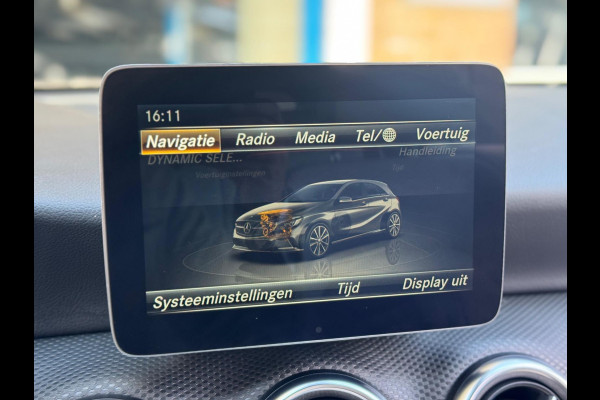 Mercedes-Benz A-Klasse 180 Prestige 2017 AUT NAVI LEDER NAP! Mercedes-Benz A-Klasse 180 Prestige 2017 AUT NAVI LEDER NAP!