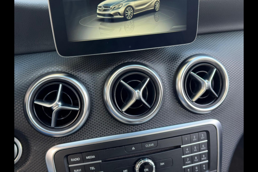 Mercedes-Benz A-Klasse 180 Prestige 2017 AUT NAVI LEDER NAP! Mercedes-Benz A-Klasse 180 Prestige 2017 AUT NAVI LEDER NAP!