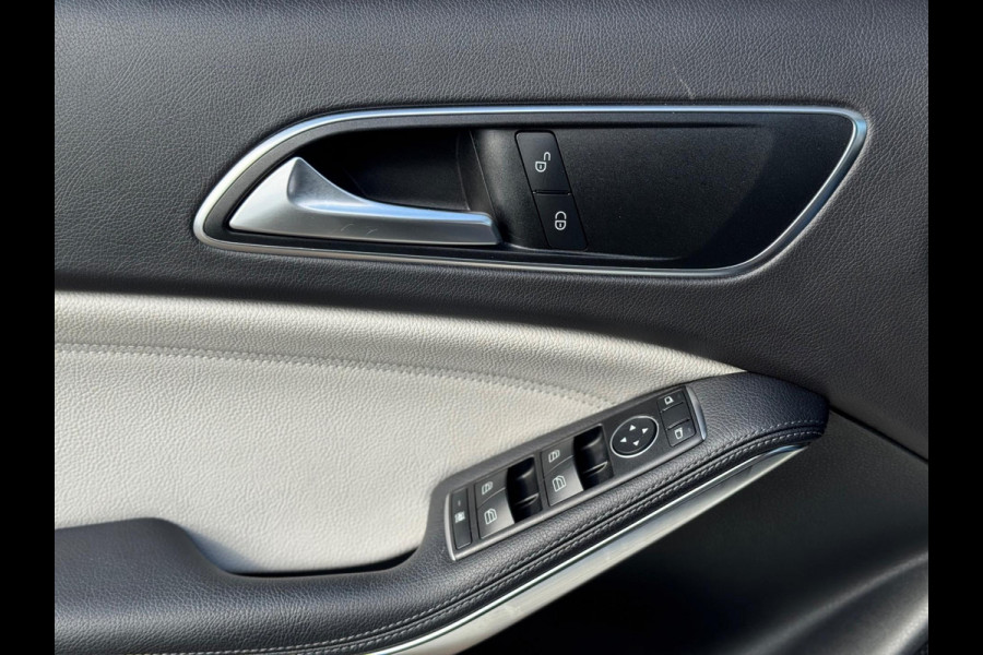 Mercedes-Benz A-Klasse 180 Prestige 2017 AUT NAVI LEDER NAP! Mercedes-Benz A-Klasse 180 Prestige 2017 AUT NAVI LEDER NAP!