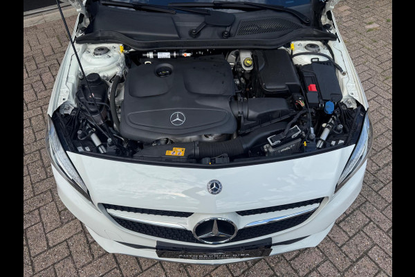 Mercedes-Benz A-Klasse 180 Prestige 2017 AUT NAVI LEDER NAP! Mercedes-Benz A-Klasse 180 Prestige 2017 AUT NAVI LEDER NAP!