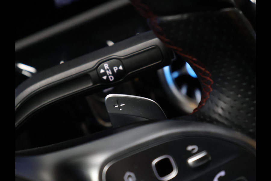 Mercedes-Benz A-Klasse 250 e Business Solution AMG Limited [TREKHAAK AFNEEMBAAR, CAMERA, SFEERVERLICHTING, STOELVERWARMING, BLUETOOTH, CRUISE, CLIMATE, NIEUWSTAAT]