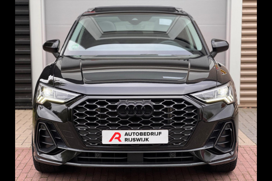 Audi Q3 Sportback 45 TFSI e S Edition Pano/Camera/Dodehoek/Matrix