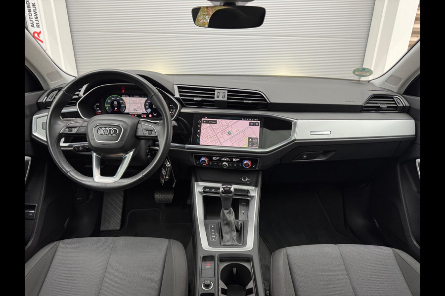 Audi Q3 Sportback 45 TFSI e S Edition Pano/Camera/Dodehoek/Matrix