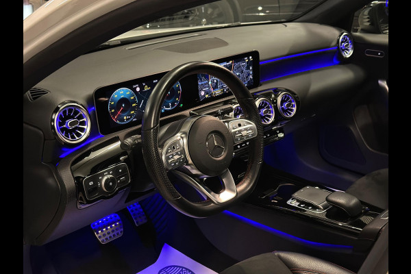 Mercedes-Benz A-Klasse 200 AMG|PANO|SFEER|CAMERA