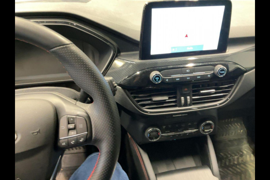 Ford Kuga 2.5 PHEV ST-Line X | Trekhaak | Panoramadak | Adaptive cruise control | Head up Display | Winter Pack | Camera