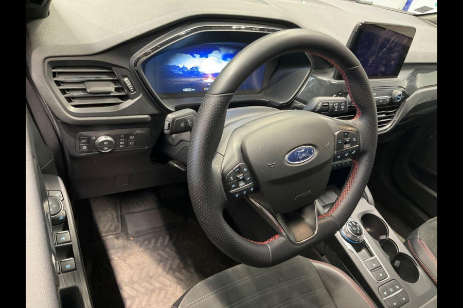 Ford Kuga 2.5 PHEV ST-Line X | Trekhaak | Panoramadak | Adaptive cruise control | Head up Display | Winter Pack | Camera