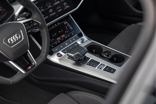 Audi S6 Avant TDI 344pk Quattro Pano S-stoelen Luchtv. 4-wielsturing B&O Trekhaak