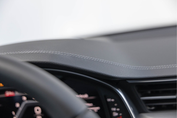 Audi S6 Avant TDI 344pk Quattro Pano S-stoelen Luchtv. 4-wielsturing B&O Trekhaak