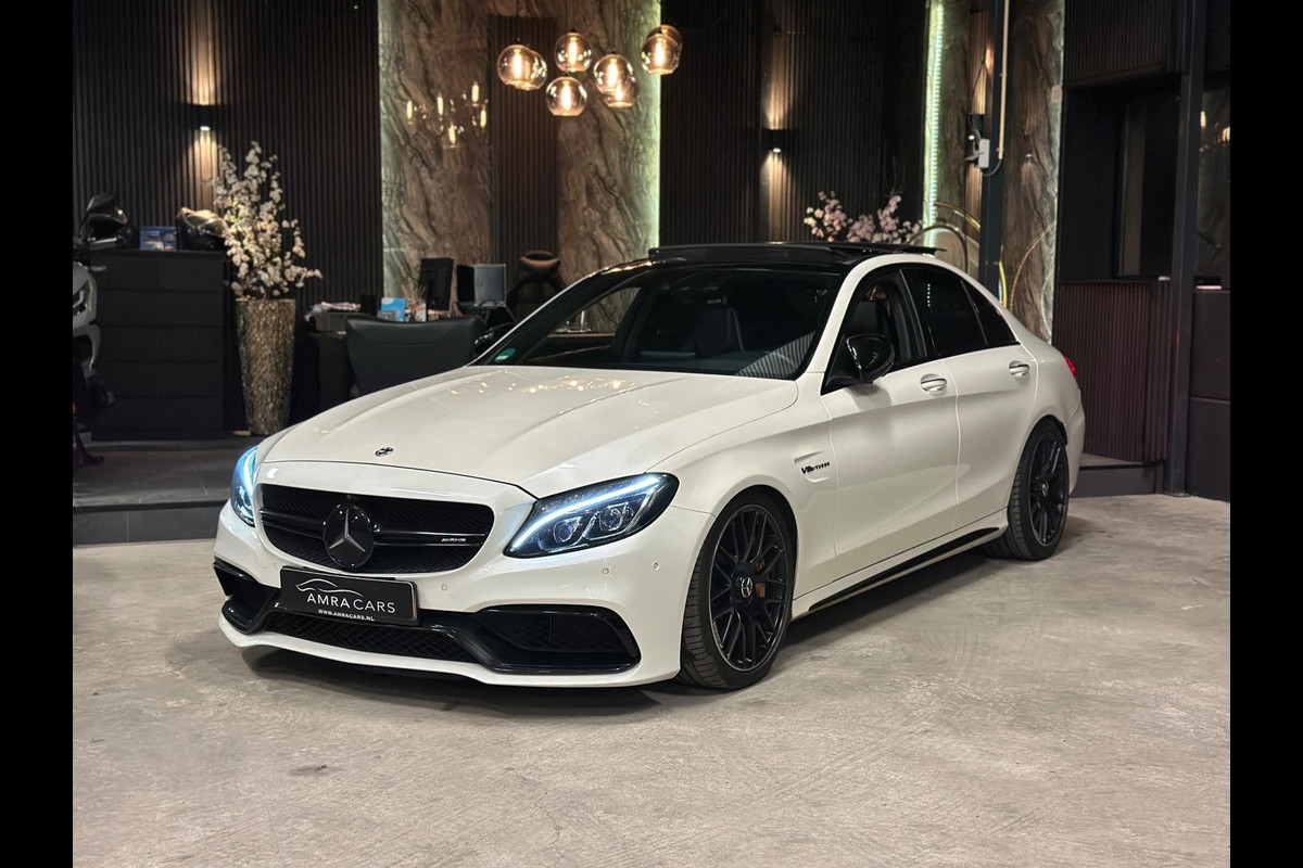Mercedes-Benz C-Klasse AMG 63 S|PANO|KUIP|KERAMIC|FULL OPTION|Dealer ond. Mercedes-Benz C-Klasse AMG 63 S|PANO|KUIP|KERAMIC|FULL OPTION|Dealer ond.