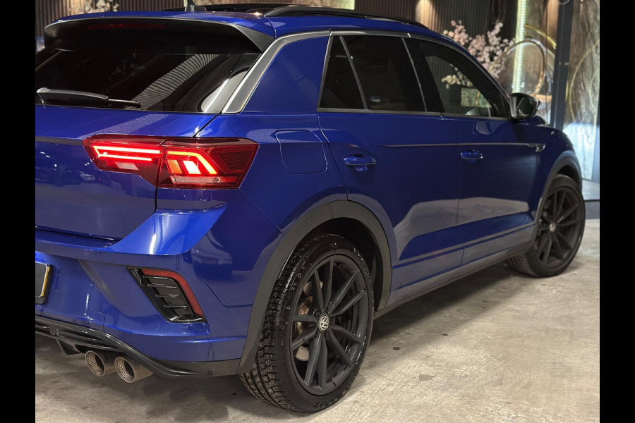 Volkswagen T-Roc 2.0 TSI 4Motion R|PANO|AKRA|FULL OPTIONS