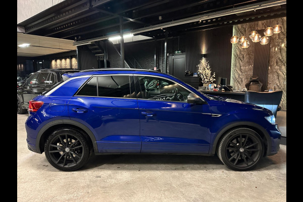 Volkswagen T-Roc 2.0 TSI 4Motion R|PANO|AKRA|FULL OPTIONS