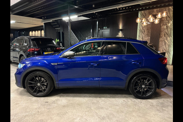 Volkswagen T-Roc 2.0 TSI 4Motion R|PANO|AKRA|FULL OPTIONS