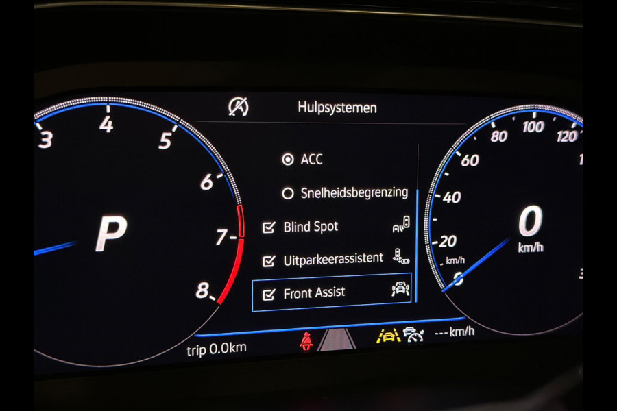 Volkswagen T-Roc 2.0 TSI 4Motion R|PANO|AKRA|FULL OPTIONS