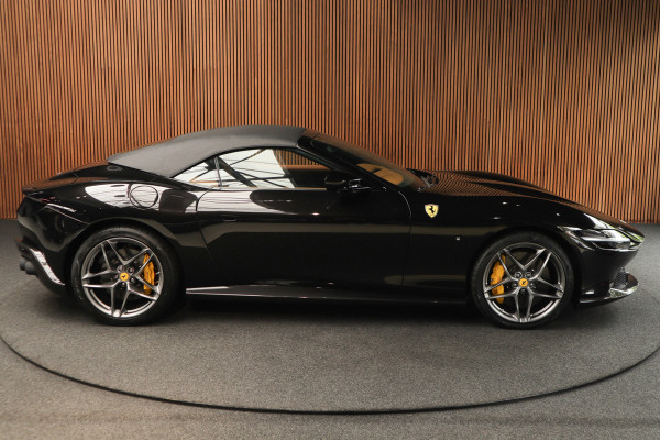 Ferrari Roma Spider 3.9 V8 Passenger Display-360-Carbon-Daytona Seats-Magneride Duel