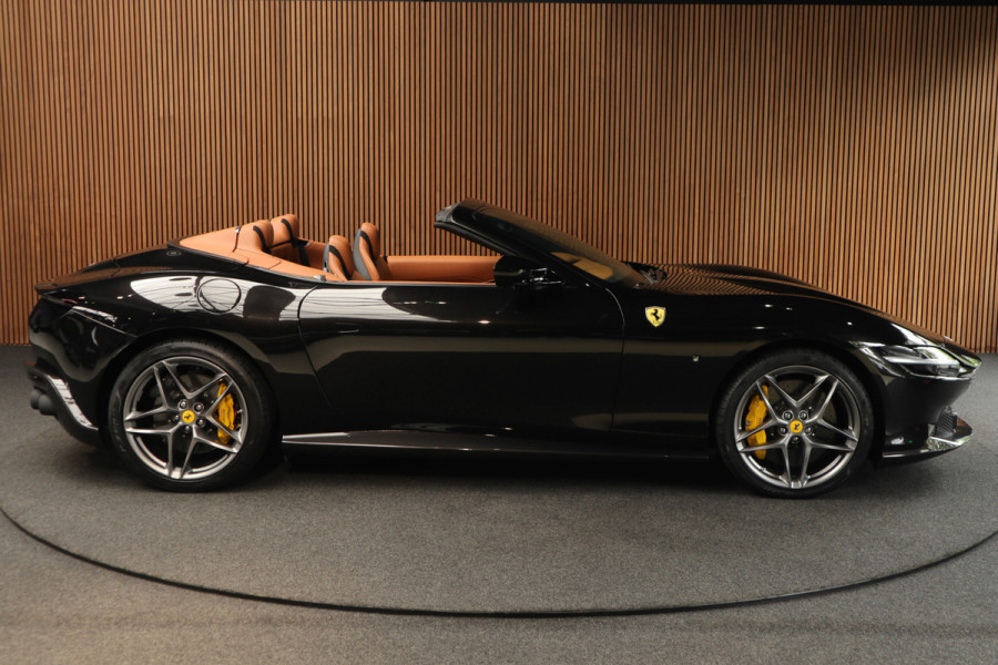 Ferrari Roma Spider 3.9 V8 Passenger Display-360-Carbon-Daytona Seats-Magneride Duel
