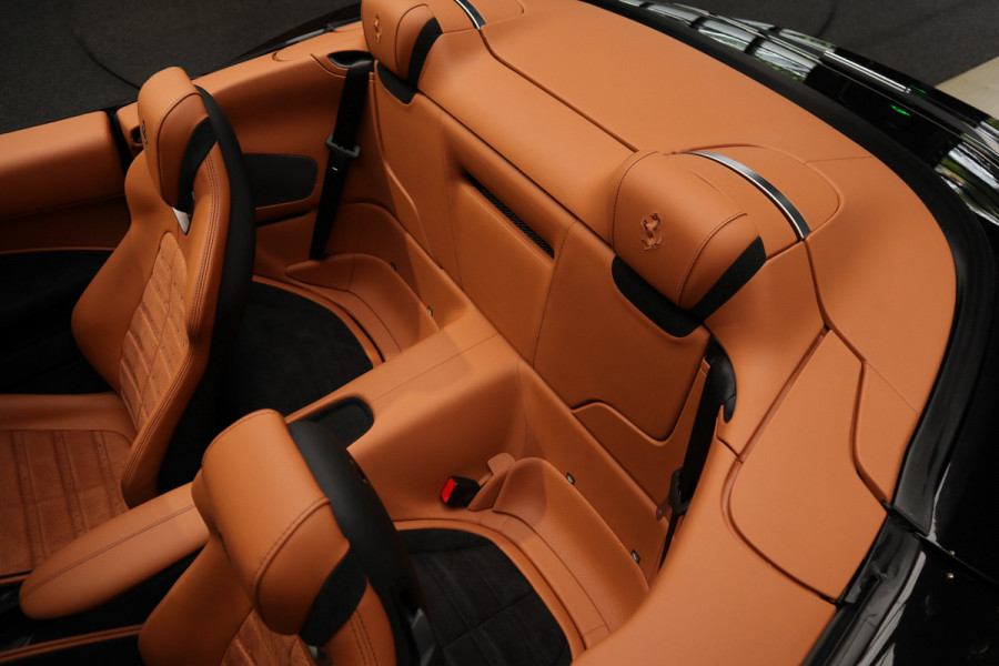 Ferrari Roma Spider 3.9 V8 Passenger Display-360-Carbon-Daytona Seats-Magneride Duel