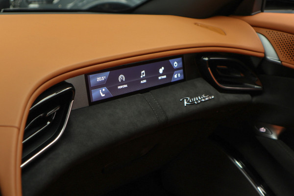 Ferrari Roma Spider 3.9 V8 Passenger Display-360-Carbon-Daytona Seats-Magneride Duel