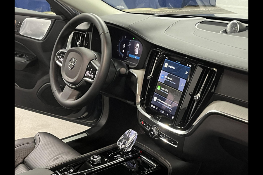 Volvo S60 2.0 Recharge T8 Ultimate Dark Massage | Open dak | Bowers & Wilkins | Adapt. Cruise | Head-up | 360 graden camera Volvo S60 2.0 Recharge T8 Ultimate Dark Massage | Open dak | Bowers & Wilkins | Adapt. Cruise | Head-up | 360 graden camera