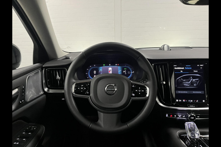 Volvo S60 2.0 Recharge T8 Ultimate Dark Massage | Open dak | Bowers & Wilkins | Adapt. Cruise | Head-up | 360 graden camera Volvo S60 2.0 Recharge T8 Ultimate Dark Massage | Open dak | Bowers & Wilkins | Adapt. Cruise | Head-up | 360 graden camera