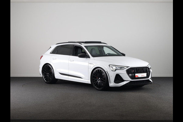 Audi e-tron S quattro 95 kWh 504pk | Panoramadak | B&O Premium Sound | Lederen bekleding "Diamond Stitching | Matrix Led