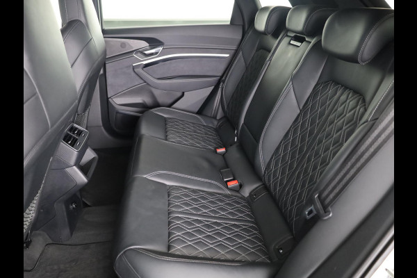 Audi e-tron S quattro 95 kWh 504pk | Panoramadak | B&O Premium Sound | Lederen bekleding "Diamond Stitching | Matrix Led
