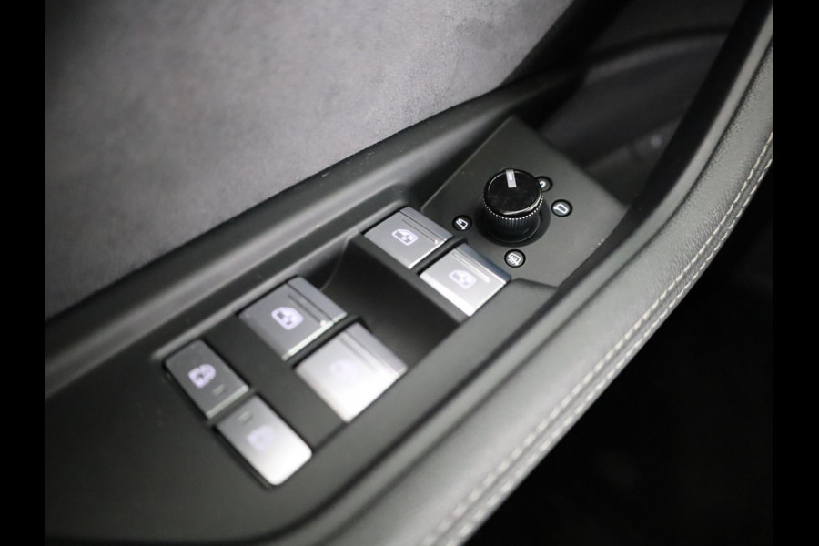 Audi e-tron S quattro 95 kWh 504pk | Panoramadak | B&O Premium Sound | Lederen bekleding "Diamond Stitching | Matrix Led
