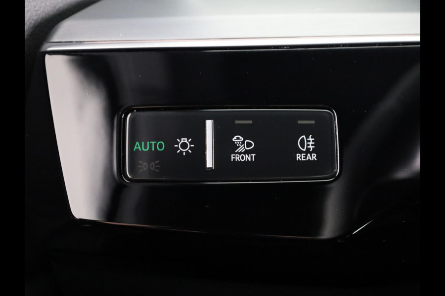 Audi e-tron S quattro 95 kWh 504pk | Panoramadak | B&O Premium Sound | Lederen bekleding "Diamond Stitching | Matrix Led
