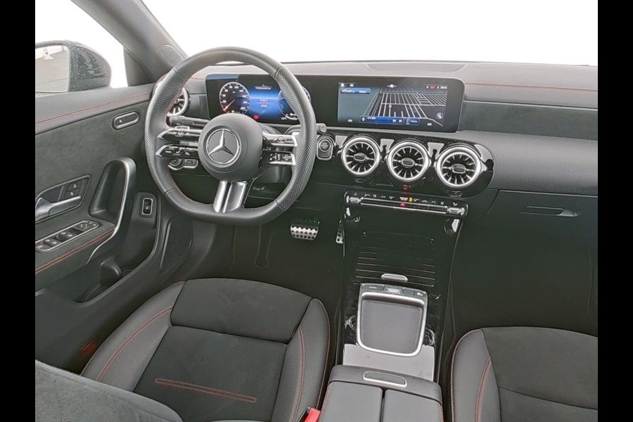 Mercedes-Benz CLA-Klasse 250 e AMG Plug-In Hybride AMG LIne | Night PAkket | 19 Inch AMG Velgen | Dodehoek Assist | Multibeam Koplampen | 11kW Laden. Inclusief 48 maanden MB Certified garantie voor Europa. Mercedes-Benz CLA-Klasse 250 e AMG Plug-In Hybride AMG LIne | Night PAkket | 19 Inch AMG Velgen | Dodehoek Assist | Multibeam Koplampen | 11kW Laden. Inclusief 48 maanden MB Certified garantie voor Europa.