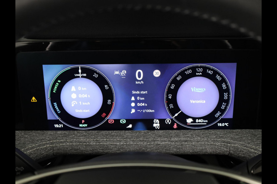 Škoda Superb Combi 1.5 TSI PHEV Business Edition 204 PK PHEV | Verlengde garantie | Panorama dak | Trekhaak | 18" Lm velgen |