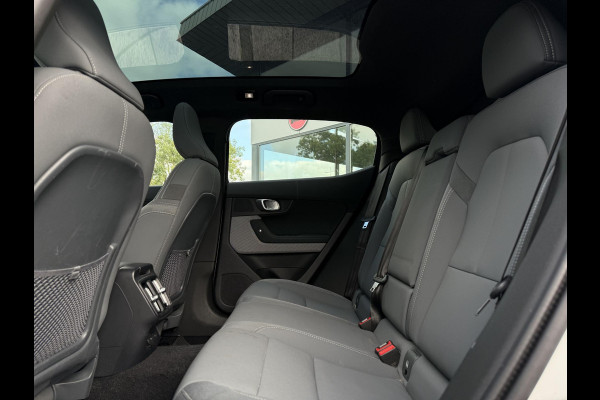 Polestar 2 Long Range Dual Motor AWD | Trekhaak | Panorama | 360 | Camera | Harman Kardon |