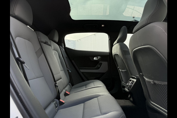 Polestar 2 Long Range Dual Motor AWD | Trekhaak | Panorama | 360 | Camera | Harman Kardon |