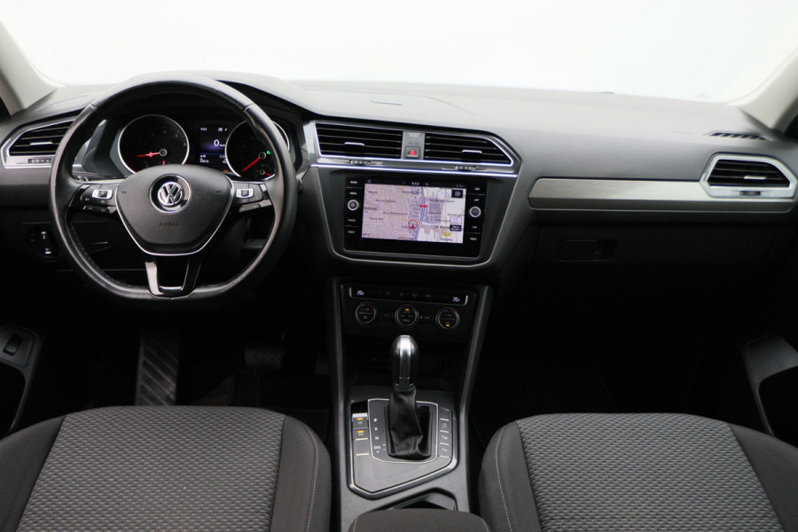 Volkswagen Tiguan Allspace 1.5 TSI DSG Comfortline 7p. Climate, ACC, Camera, Apple Carplay, PDC, Trekhaak, 18''