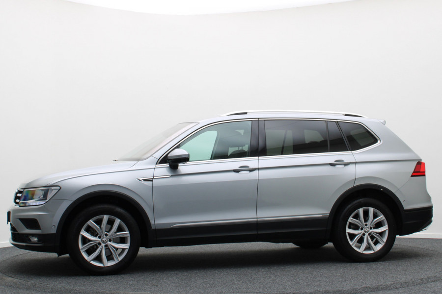 Volkswagen Tiguan Allspace 1.5 TSI DSG Comfortline 7p. Climate, ACC, Camera, Apple Carplay, PDC, Trekhaak, 18''