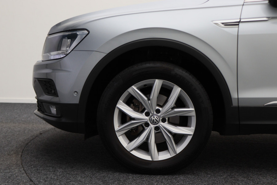 Volkswagen Tiguan Allspace 1.5 TSI DSG Comfortline 7p. Climate, ACC, Camera, Apple Carplay, PDC, Trekhaak, 18''
