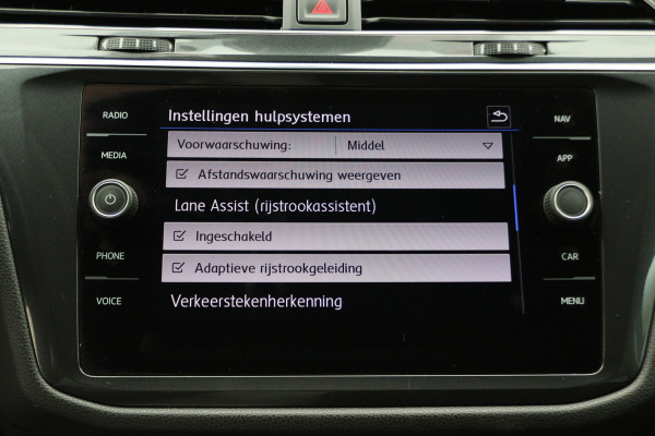 Volkswagen Tiguan Allspace 1.5 TSI DSG Comfortline 7p. Climate, ACC, Camera, Apple Carplay, PDC, Trekhaak, 18''