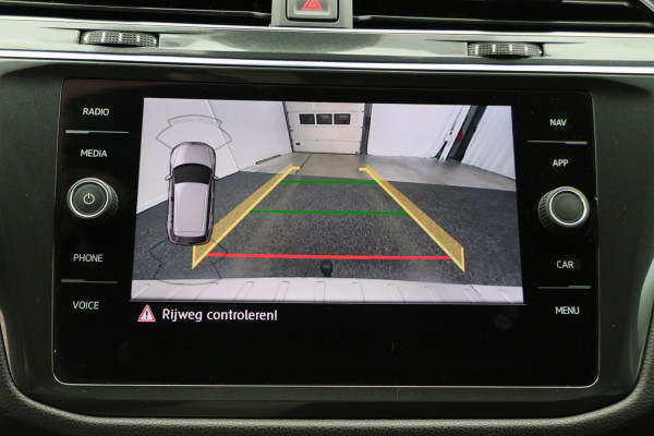 Volkswagen Tiguan Allspace 1.5 TSI DSG Comfortline 7p. Climate, ACC, Camera, Apple Carplay, PDC, Trekhaak, 18''